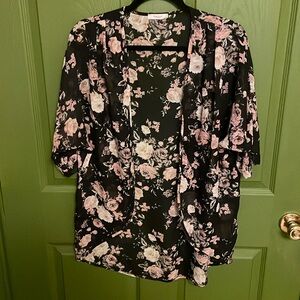 Black Floral Kimono